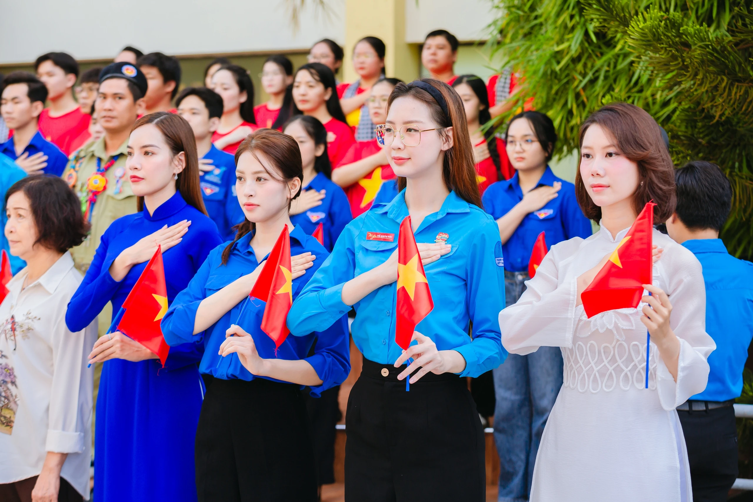 ao doan thanh nien