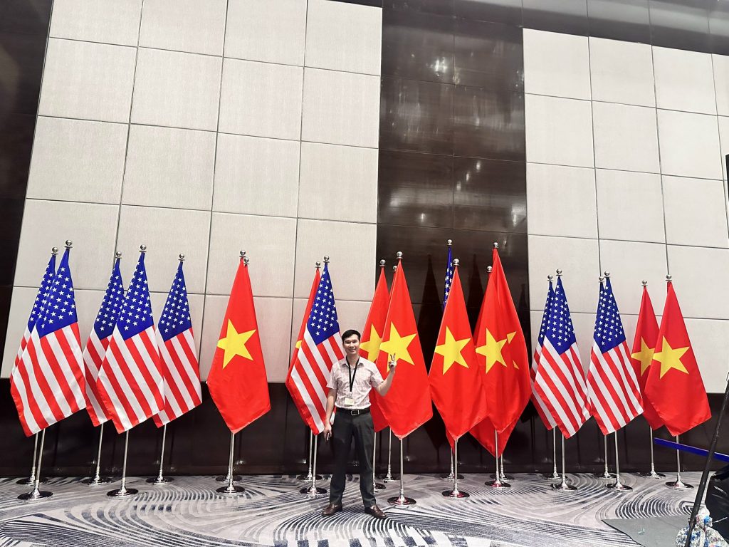 cot co van phong